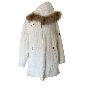 Post Card woman’s ivory colored half zip coat faux fur hood made in Italy.